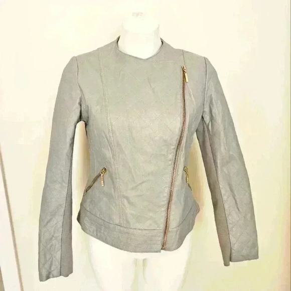 Stunning Women's Gray Quilted 100% Leather Moto Jacket - Size Small - Picture 1 of 15